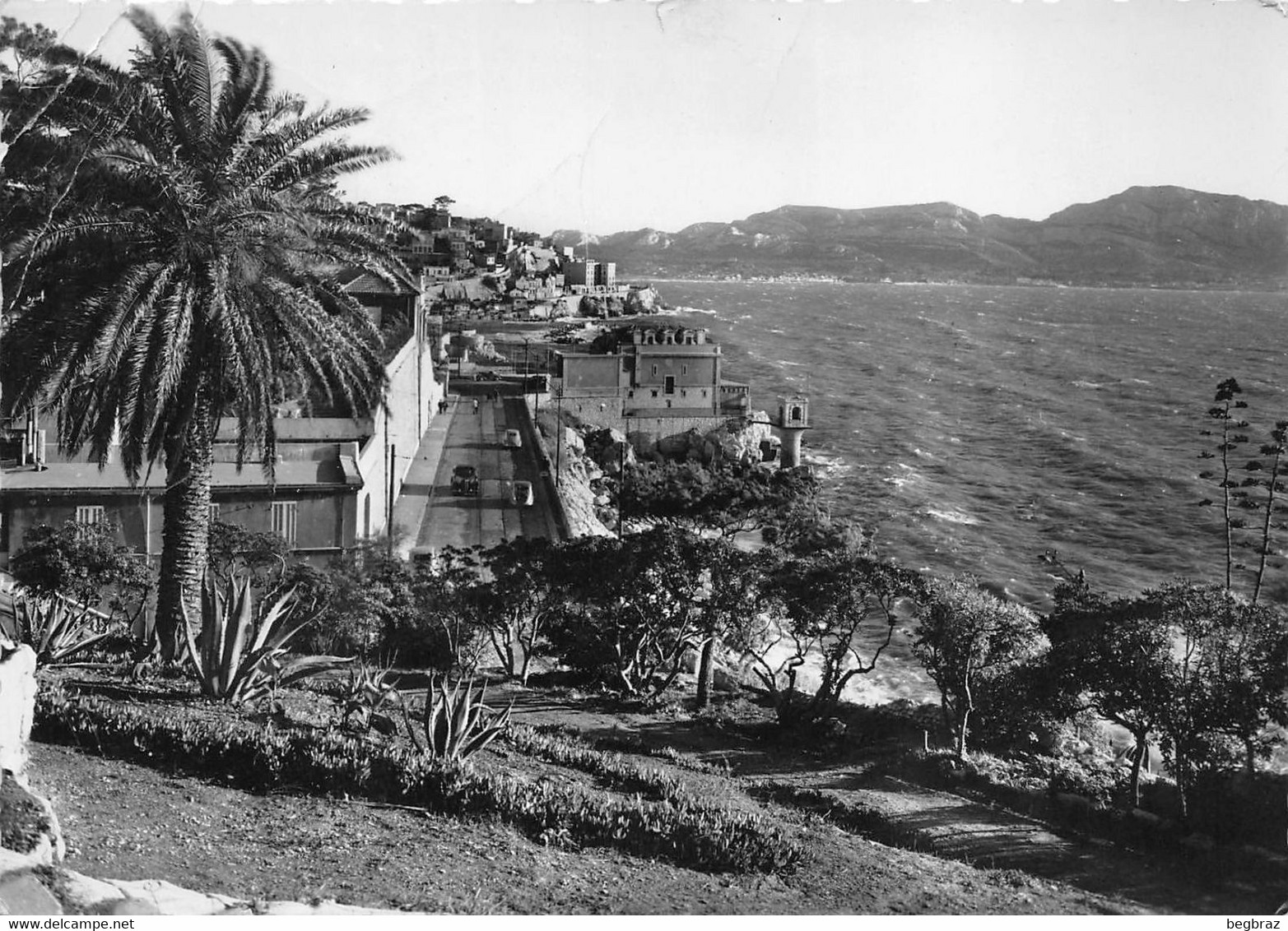 MARSEILLE     CORNICHE