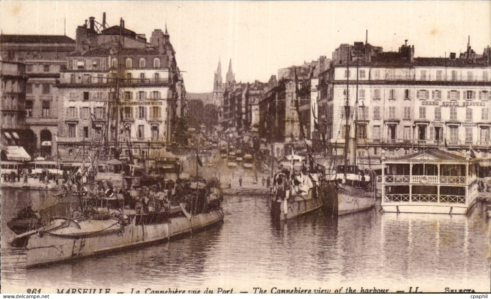 Marseille CPA La CAnnebiere vue du port (bateaux boats)