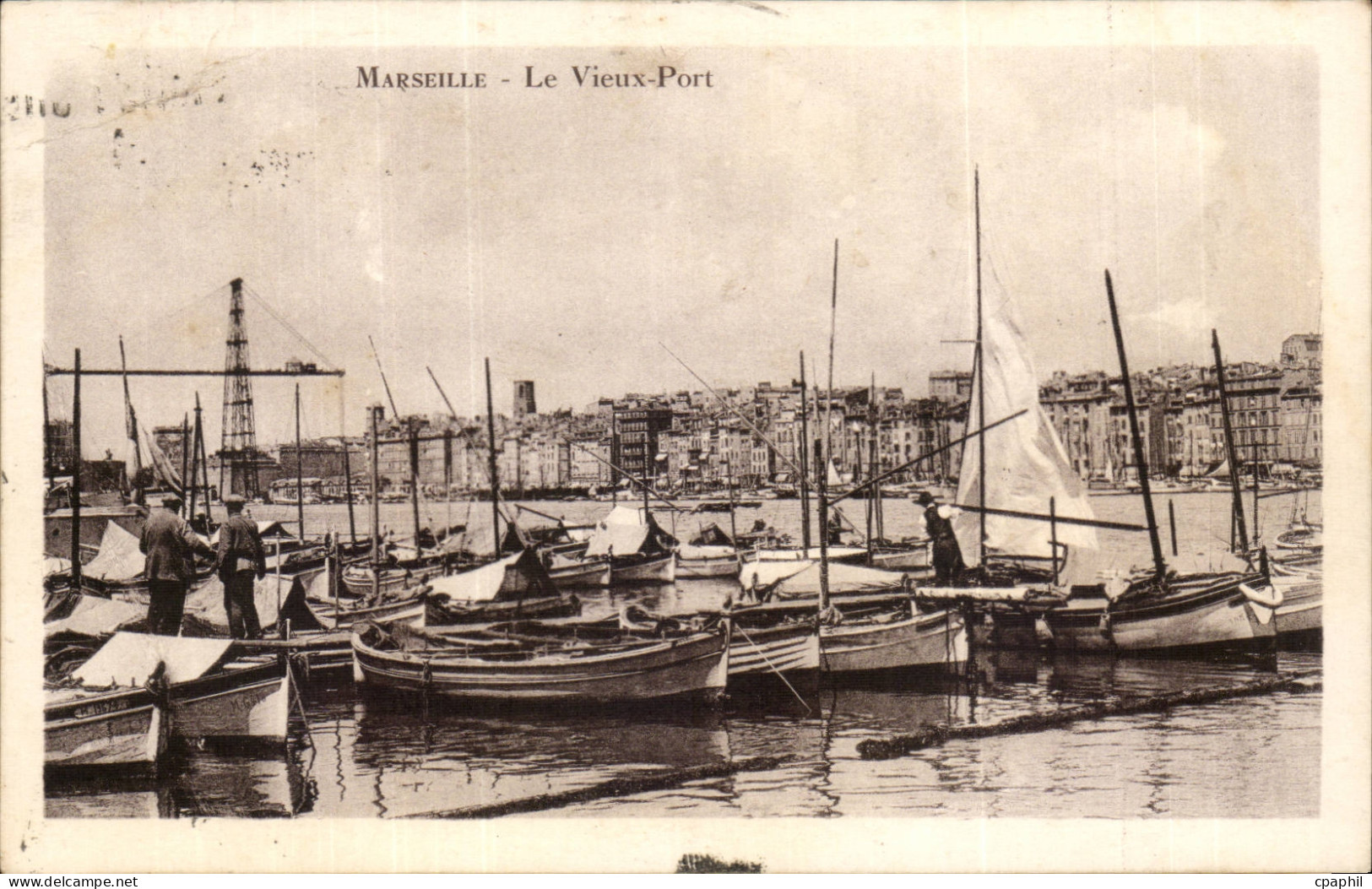 Marseille CPA le vieux port (bateaux)