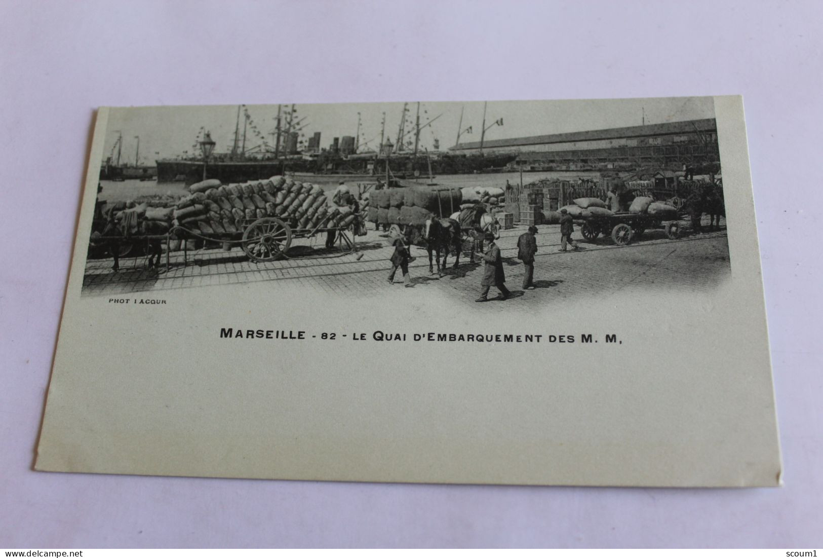 marseille - le quai d'embarquement des M. M.