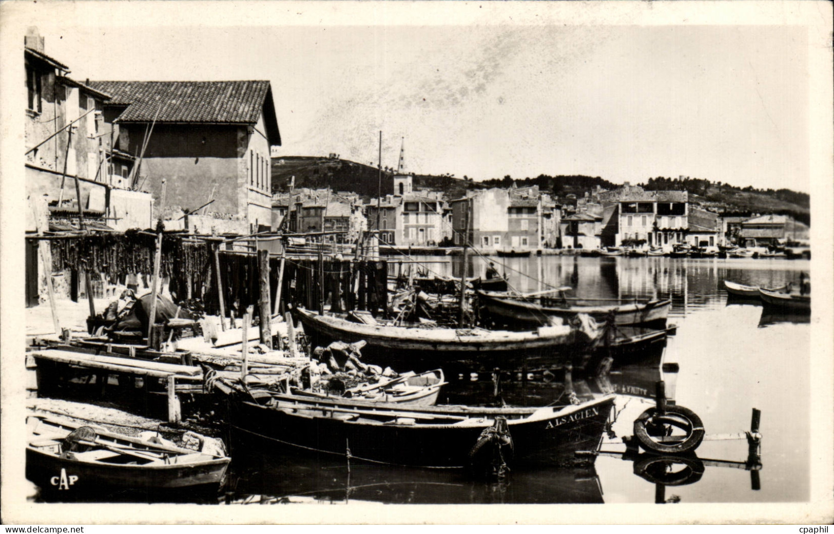 Martigues - Un coin des quais - CPA