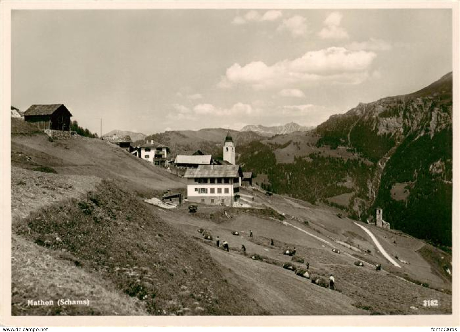 Mathon GR Teilansicht mit Kirche