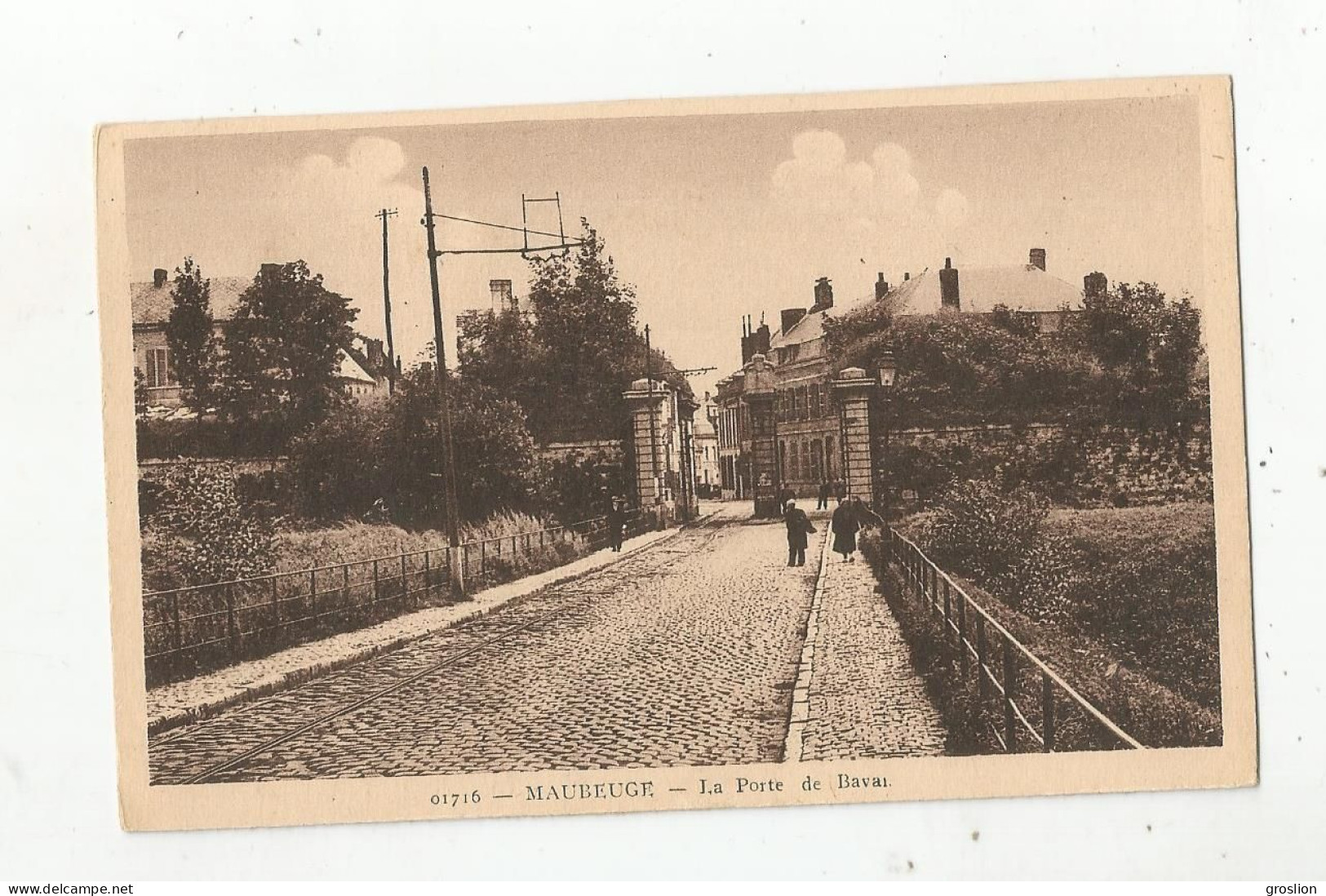 MAUBEUGE 01716 LA PORTE DE BAVAI