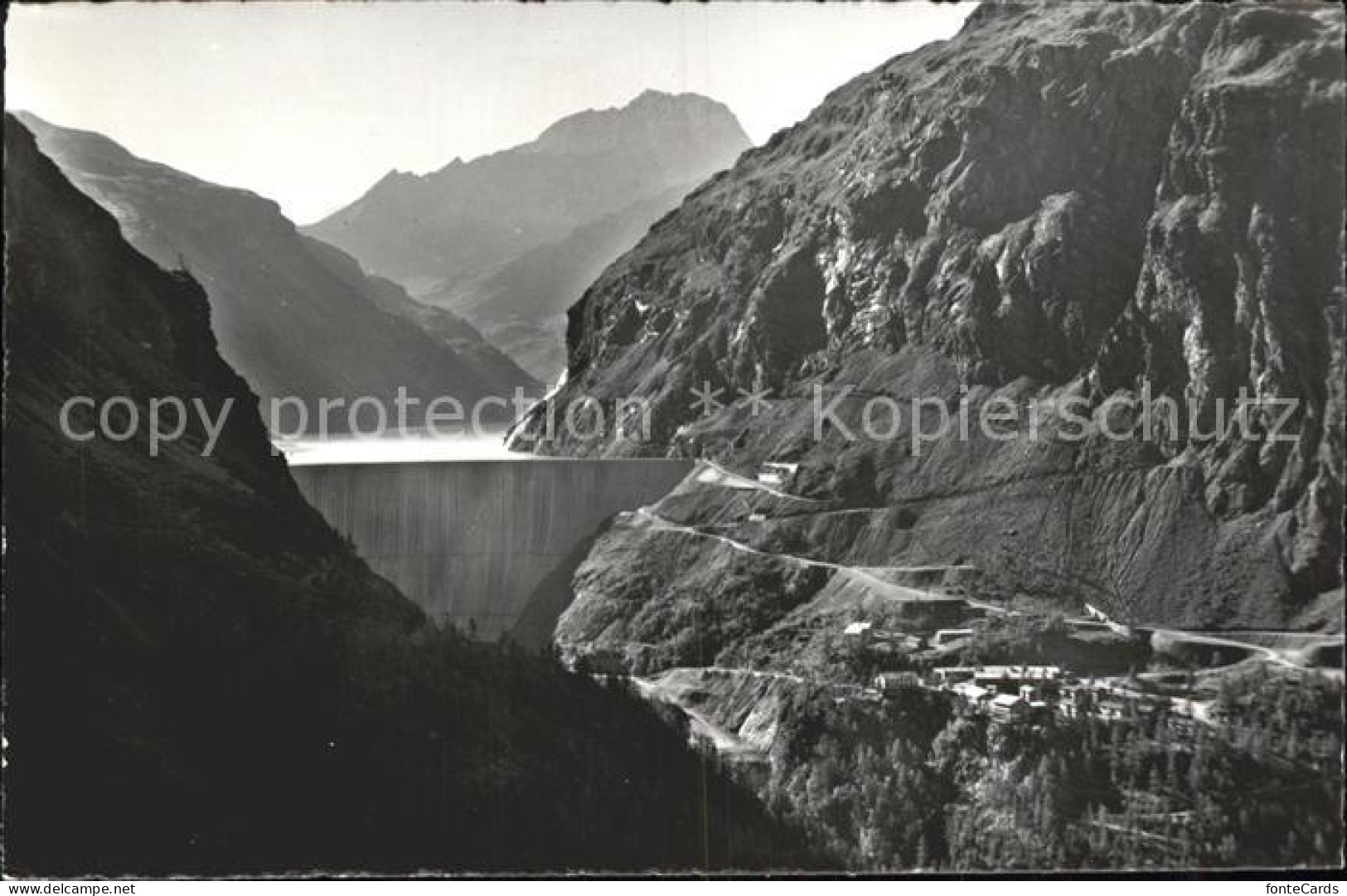 Mauvoisin Barrage Val de Bagnes