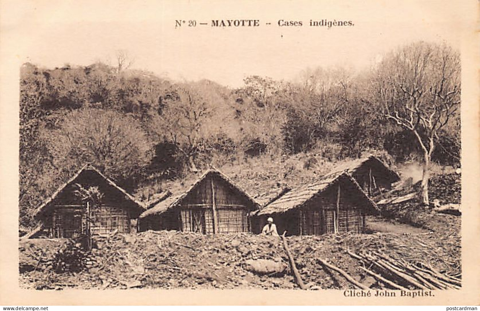 MAYOTTE - Cases indigènes - Cliché John Baptist - Ed. Issoufali 20