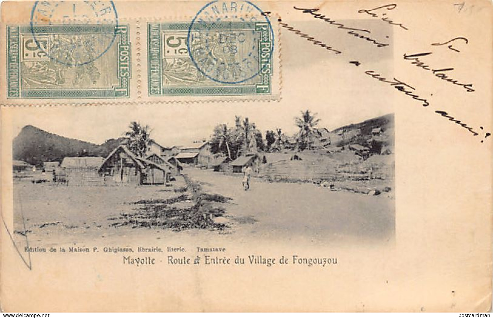 Mayotte - Route et entrée du village de Fongouzou - VOIR LES SCANS POUR L'ÉTAT - Ed. P. Ghigiasso