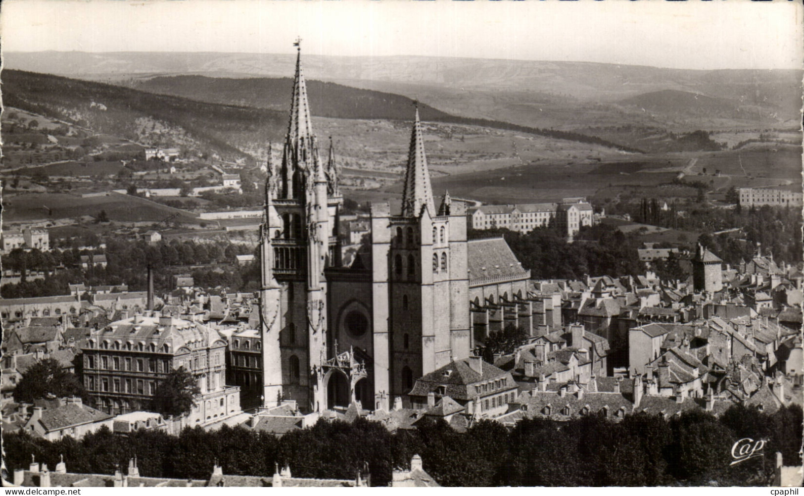 Mende - La Cathedrale - CPA