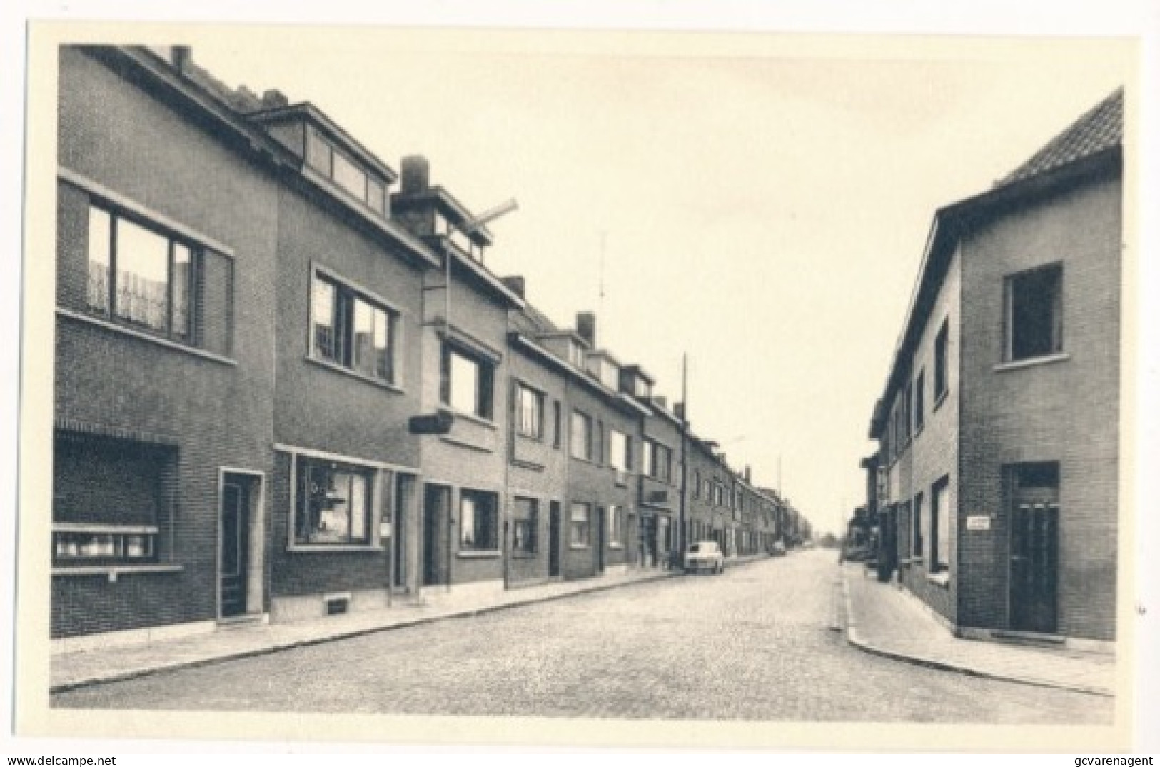 MERELBEKE  FLORASTRAAT