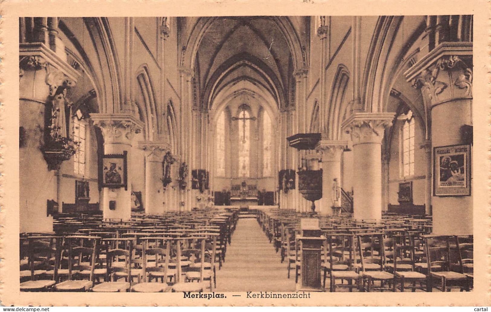 MERKSPLAS - Kerkbinnenzicht