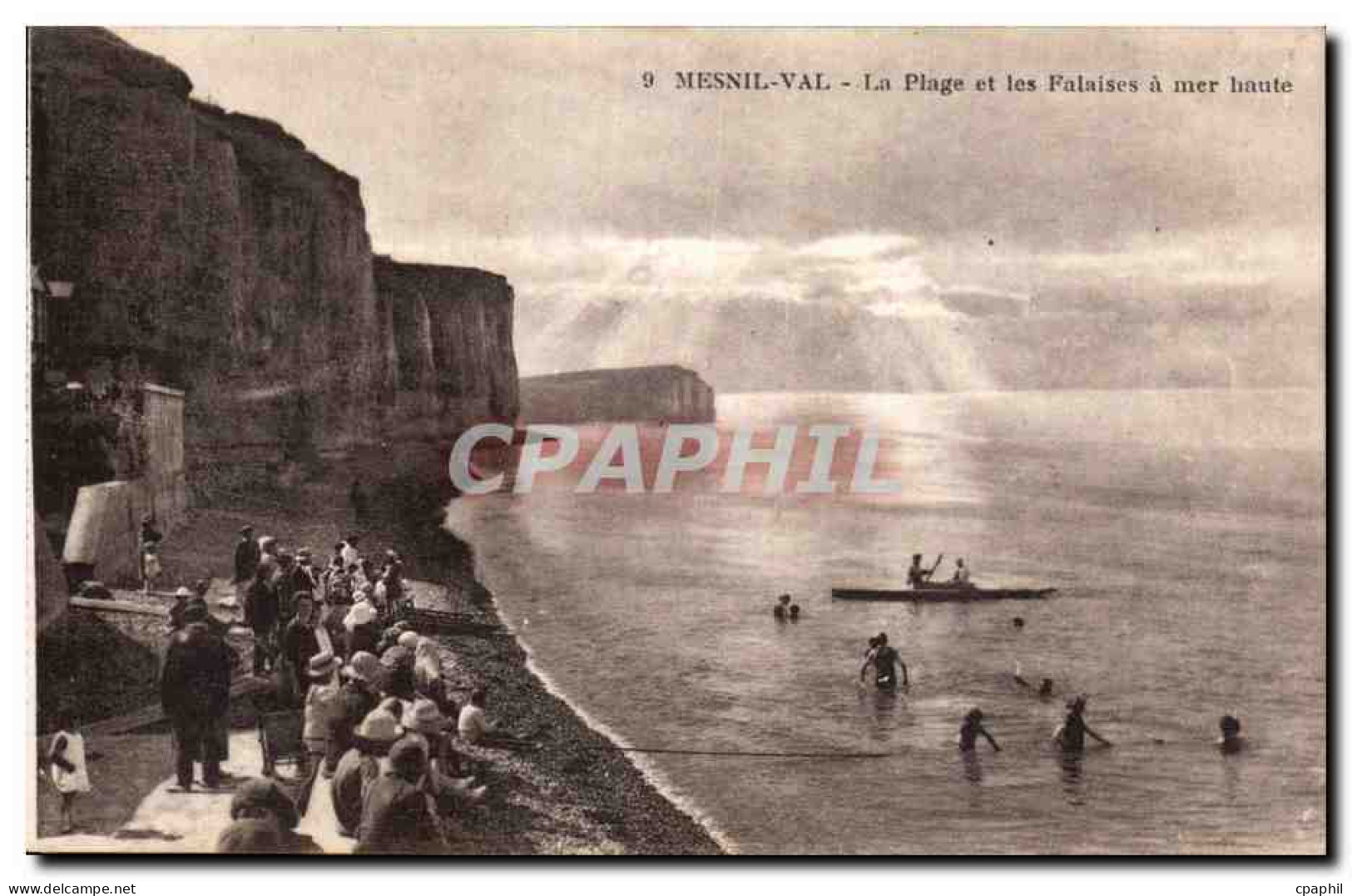 Mesnil Val - La Plage et les Falaises - CPA