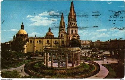 CPM GUADALAJARA Rotonda de los Hombres Ilustres y Catedral MEXICO (640098)