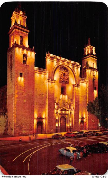 MEXIQUE MERIDA CATEDRAL DE MERIDA