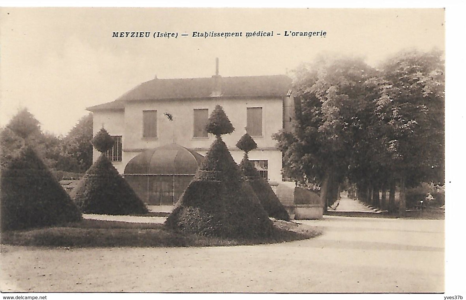 MEYZIEU - Etablissement médical - L'Orangerie