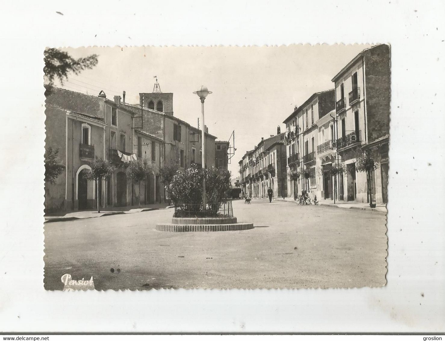 MEZE (HERAULT) CARTE PHOTO PITTORESQUE (EGLISE COMMERCES HABITATIONS)