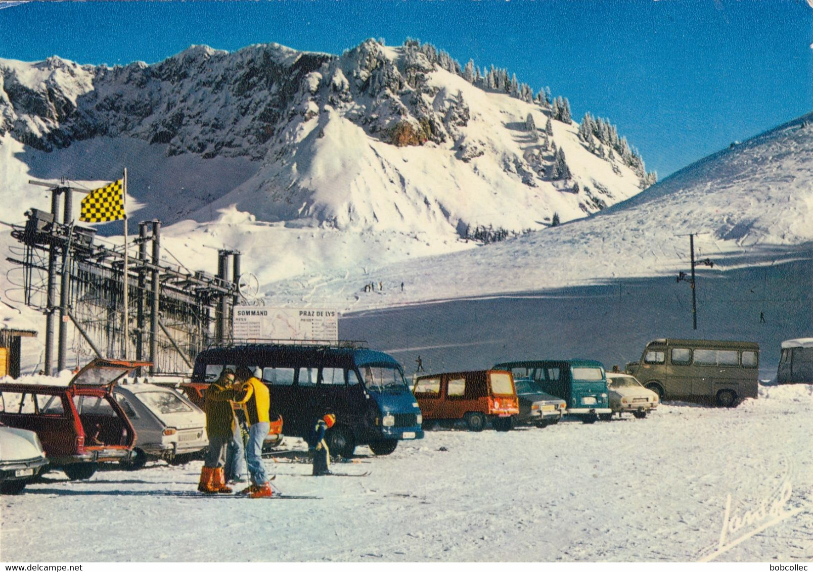MIEUSSY (Haute-Savoie): Station SOMMAND (parking voitures)