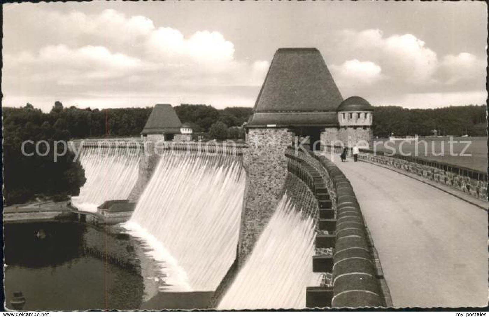 Moehnetalsperre Sperrmauer