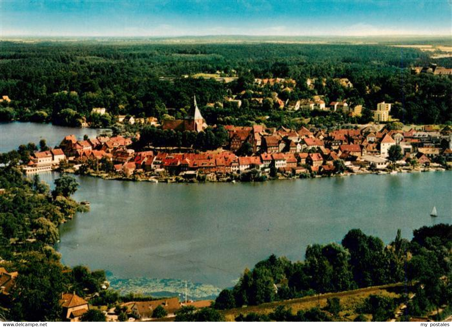 Moelln  Lauenburg Fliegeraufnahme Lauenburg Schulsee Stadtinsel Kirchturm Altsta
