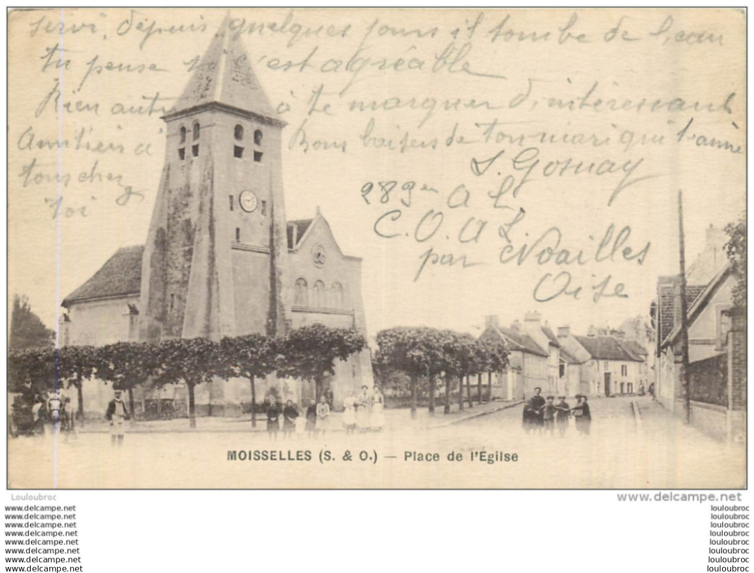 MOISSELLES PLACE DE L'EGLISE