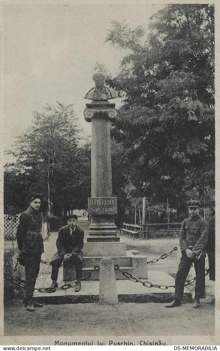 Moldova CHISINAU - Monumentul Puschin