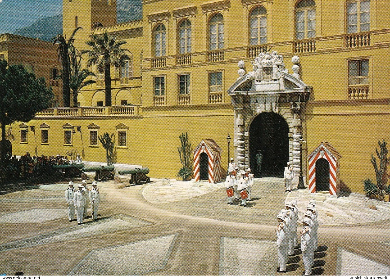 Monaco, Le Palais Princier, la Relève de la Garde ngl #E4434