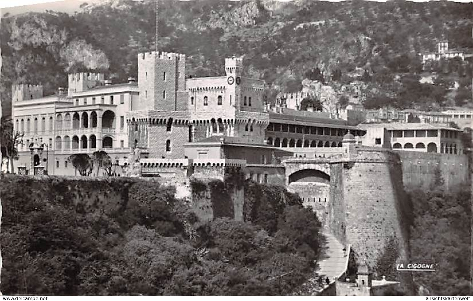 Monaco: Vue d'ensemble du Palais Princier ngl #144.815