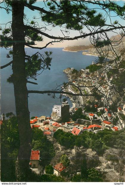 CPM PRINCIPAUTÉ DE MONACO Vue prise du vieux village de Roquebrune