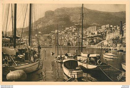 CPA Monaco-Monte Carlo-Le port et la Tête de chien    L1070