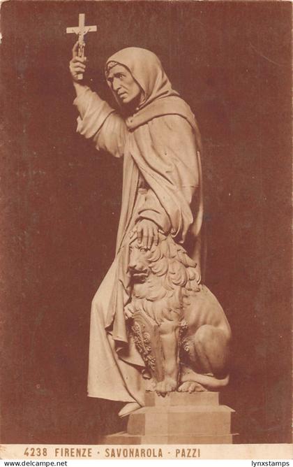 B149 Italy Firenze Florence Savonarola Pazzi Statues vintage postcard