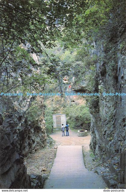 D012716 The Beijing Man Site at Zhoukoudian. Cina