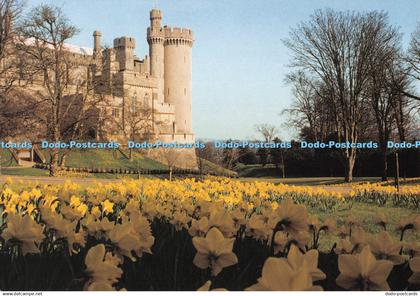 D124015 Arundel Castle Sprint at Arundel Castle Pitkin Unichrome Mrs E Wallace