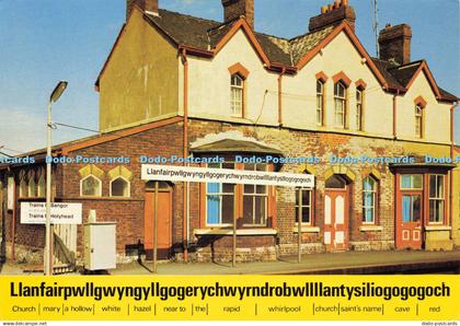 D142324 Llanfair P G Station Gwynedd Dixon
