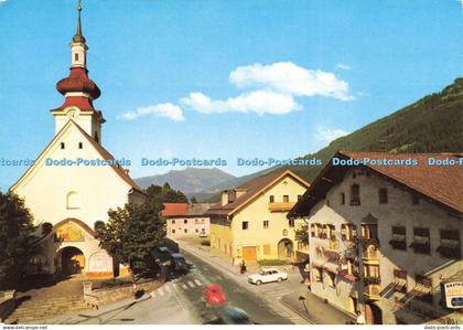 D203535 Tirol Wattens Kirchplatz mit Hotel Goldenen Adler Reiseburo Winkler
