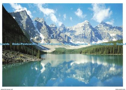 D233962 Moraine Lake near Lake Louise Altitude Publishing Ltd Don Harmon