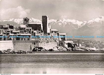D251359 Antibes La Vieille Ville Au Fond les Cimes Neigeuses des Alpes S E P T R