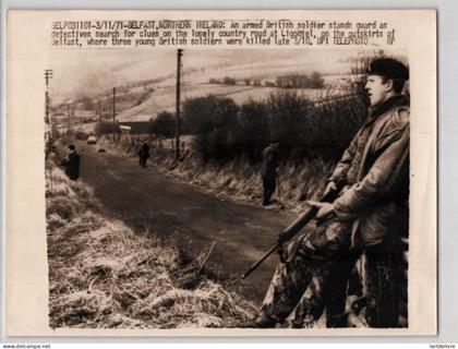 Photographie presse d'époque, Irlande du Nord, 1971  Soldat britannique, Belfast
