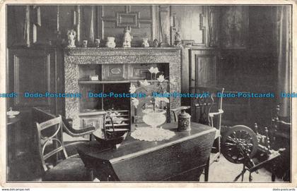 R041624 Parlour. The Three Marines. Scarborough