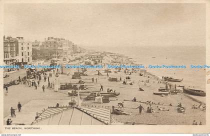 R049322 The Beach Worthing