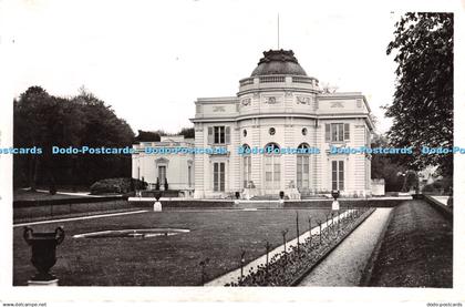 R446299 A C 12 Paris Bagatelle Le Chateau et le Jardin Anglais Abeilles