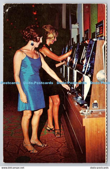 R746088 Freeport Grand Bahama Slot Machines are The Favorite of the Ladies at th