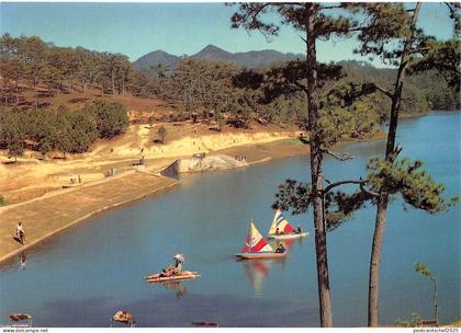 BR42767 Vietnam Thung lung Tinh Yeu vietnam