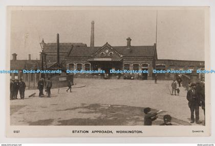 C033912 Workington Railway Station Cumbria Station Approach Sankeys High Speed M