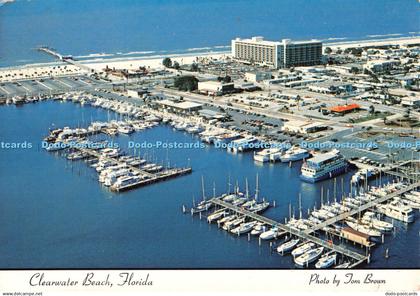 D102852 Clearwater Beach. Florida. Iom Brown. Tom Brown Card. 1985
