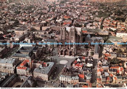D129288 Reims Vue Generale vers la Cathedrale Reims Cathedrale