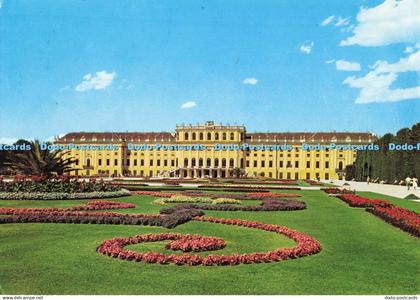 D137950 Wien Schloss Schonbrunn Schloss mit Blumenparterre Verl No 5142 1983