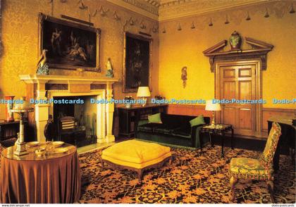 D143018 Leeds Castle Yellow drawing room Maidstone Kent Leeds Castle Foundation