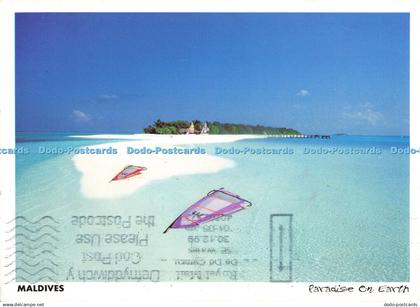 D188314 Maldives. Paradise on Earth. Mansha Traders. Ismail Abdulla