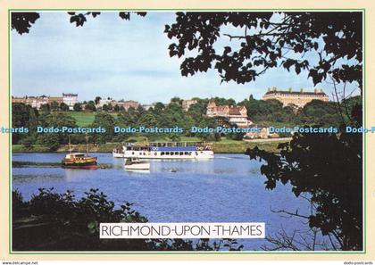 D284877 Richmond Upon Thames Surrey Richmond Looking Towards the Famous Star and