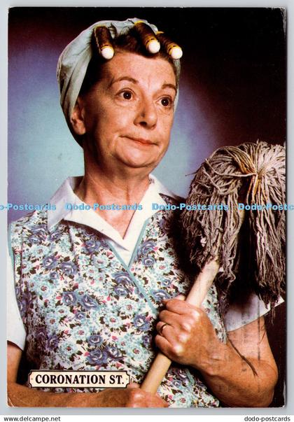 D326368 Jean Alexander as Hilda Ogden. Karizzma Enterprises 1990. England. Coron