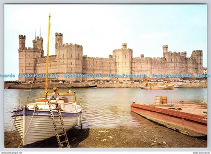 L352167 Gwynedd Caernarvon Castle J Salmon Sevenoaks