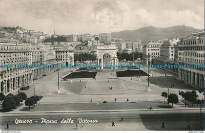 R008139 Genova. Piazza Della Vittoria. RP
